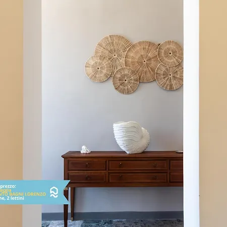Vl06 - Porto Recanati, Leda Interno 6 *